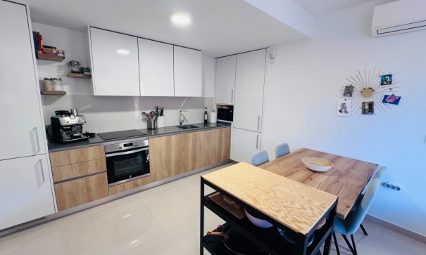 Herverkoop - Apartement Flat -
Algorfa