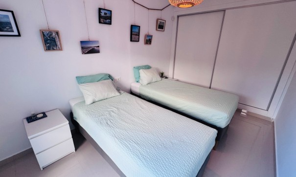 Herverkoop - Apartement Flat -
Algorfa