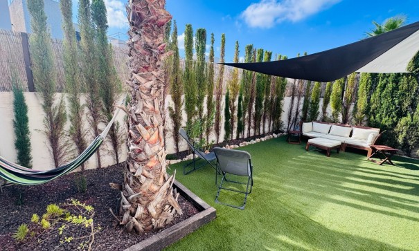 Herverkoop - Apartement Flat -
Algorfa