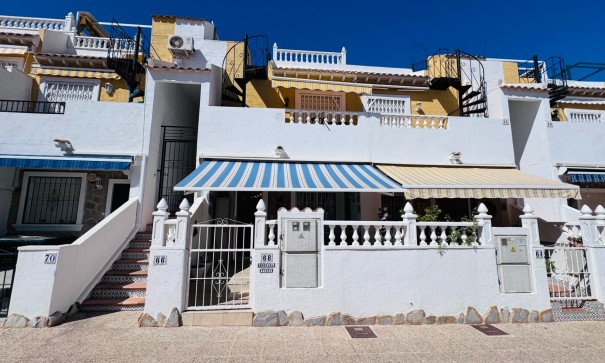 Venta - Apartamento piso -
Algorfa