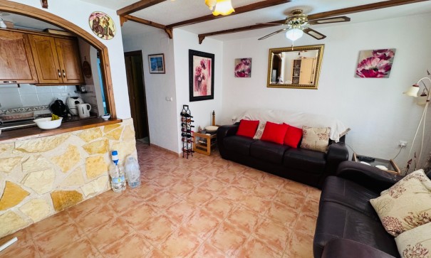 Venta - Apartamento piso -
Algorfa