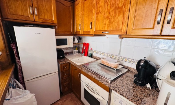 Venta - Apartamento piso -
Algorfa