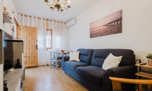 Sale - Apartment Flat -
Torrevieja - Playa de los Naufragos