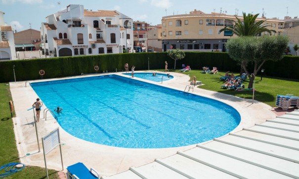 Sale - Apartment Flat -
Torrevieja - Playa de los Naufragos