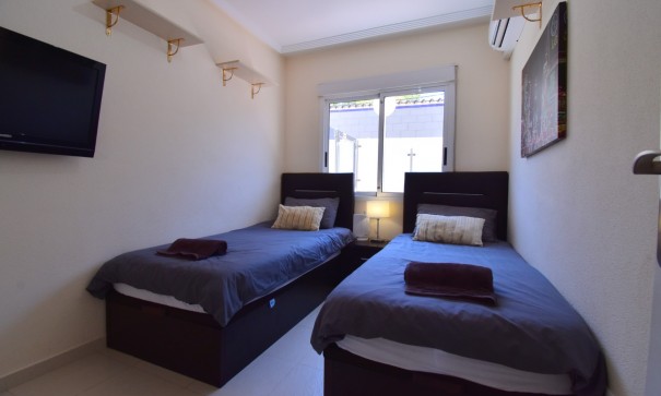 Sale - Apartment Flat -
Orihuela Costa - Villamartin