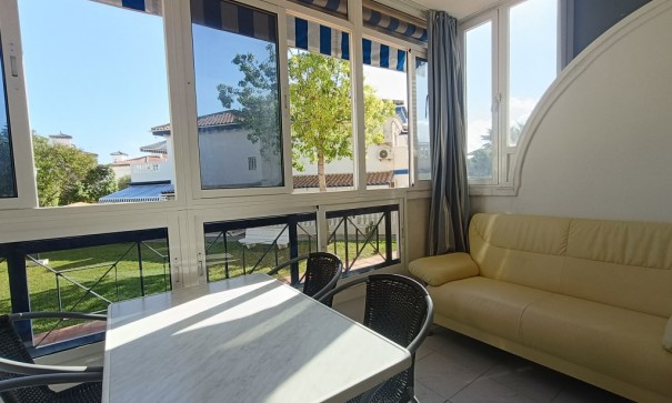 Venta - Apartamento piso -
Torrevieja