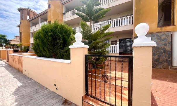 Herverkoop - Apartement Flat -
Orihuela Costa