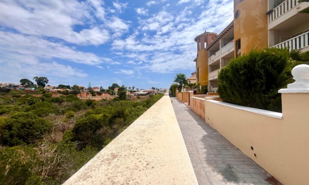 Herverkoop - Apartement Flat -
Orihuela Costa