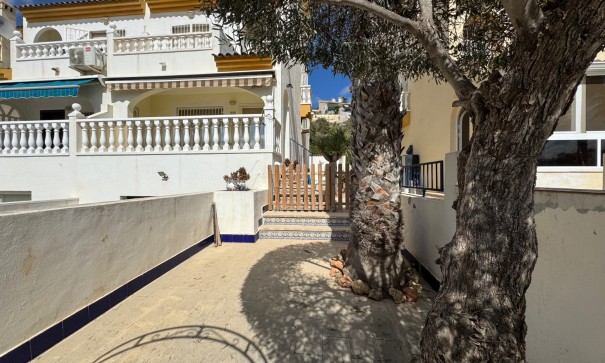 Sale - Town house -
Rojales - Campo De Golf La Marquesa