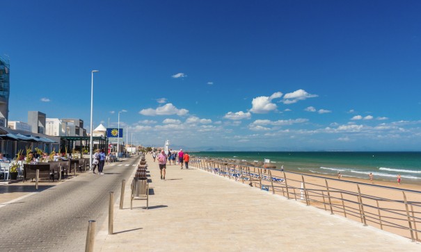 Videresalg - Lejlighed lejlighed -
La Mata