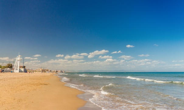 Videresalg - Lejlighed lejlighed -
La Mata