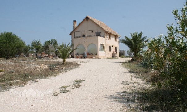 Sale - Finca Country Property -
Pinoso - Pinoso Alicante