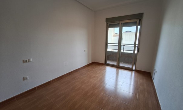 Sale - Apartment Flat -
San Isidro De Albatera - San Isidro