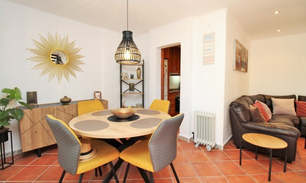 Herverkoop - Apartement Flat -
Punta Prima