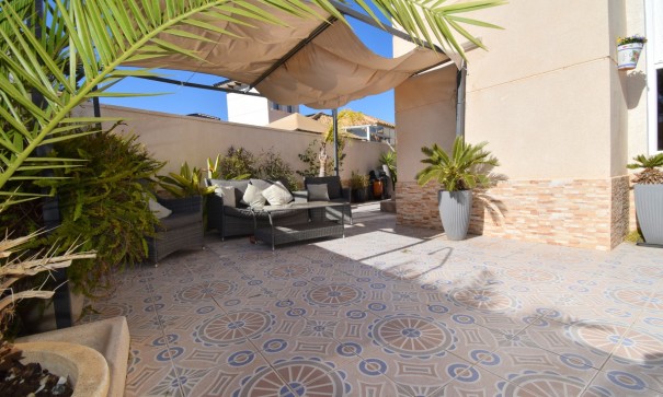 Sale - Detached Villa -
Orihuela Costa - Playa Flamenca
