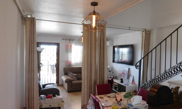 Venta - Casa de pueblo -
Torremendo