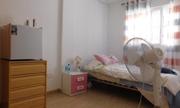 Venta - Casa de pueblo -
Torremendo