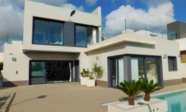 Fritliggende villa - Videresalg - San Miguel de Salinas -
                San Miguel de Salinas