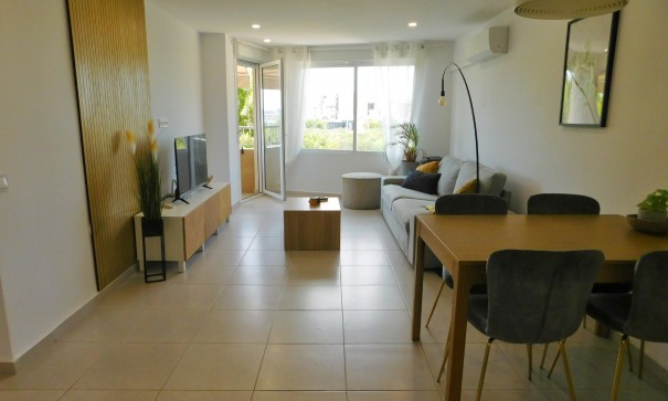 Resale - Wohnung Appartement -
Torrevieja