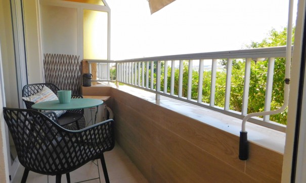 Resale - Wohnung Appartement -
Torrevieja