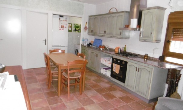 Resale - Freistehende Villa -
Yecla