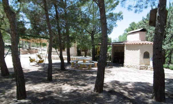 Resale - Freistehende Villa -
Yecla