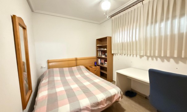 Sale - Apartment Flat -
Torrevieja - Las Piscinas Naturales