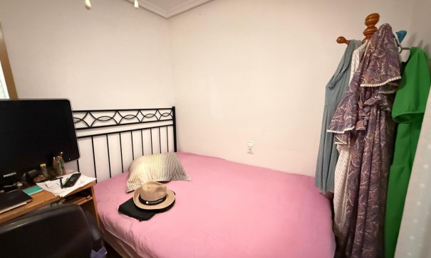 Sale - Apartment Flat -
Torrevieja - Las Piscinas Naturales