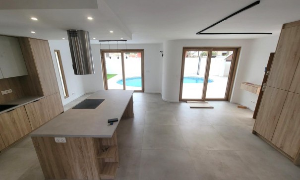 Återförsäljning - Fristående villa -
Orihuela Costa - Cabo Roig