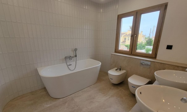 Återförsäljning - Fristående villa -
Orihuela Costa - Cabo Roig