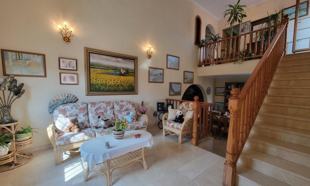 Sale - Detached Villa -
Torrevieja - Aguas Nuevas