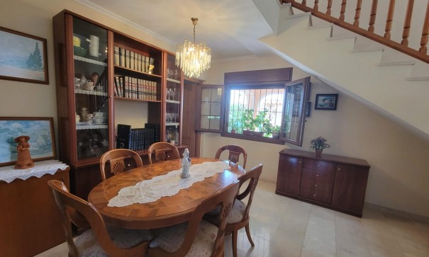 Sale - Detached Villa -
Torrevieja - Aguas Nuevas