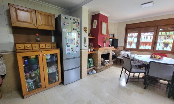 Sale - Detached Villa -
Torrevieja - Aguas Nuevas