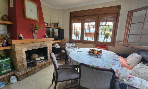 Sale - Detached Villa -
Torrevieja - Aguas Nuevas