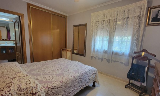 Sale - Detached Villa -
Torrevieja - Aguas Nuevas