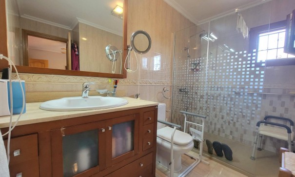 Sale - Detached Villa -
Torrevieja - Aguas Nuevas