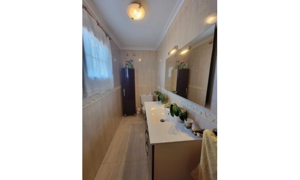 Sale - Detached Villa -
Torrevieja - Aguas Nuevas