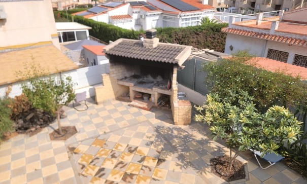 Sale - Detached Villa -
Torrevieja - Aguas Nuevas