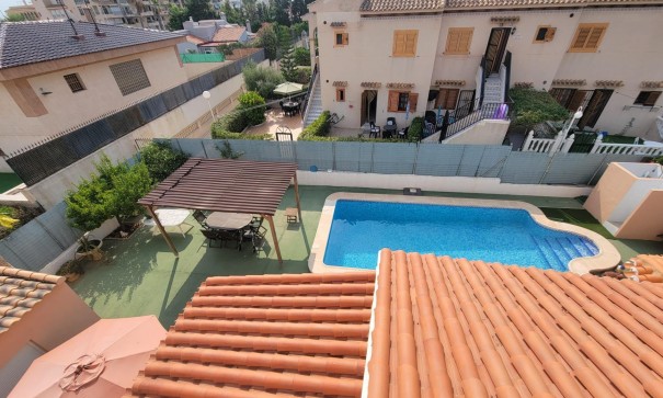 Sale - Detached Villa -
Torrevieja - Aguas Nuevas