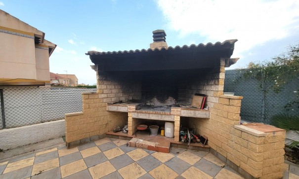 Sale - Detached Villa -
Torrevieja - Aguas Nuevas