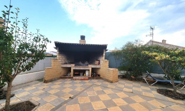 Sale - Detached Villa -
Torrevieja - Aguas Nuevas