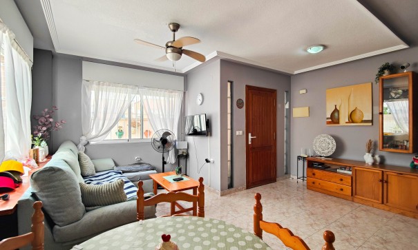 Videresalg - Dobbeltvilla -
Orihuela Costa