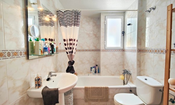 Videresalg - Dobbeltvilla -
Orihuela Costa