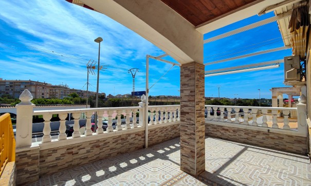 Revente - Appartement -
Torrevieja - torrevieja