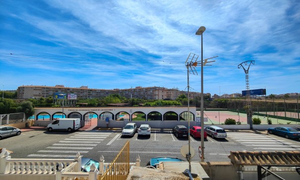 Revente - Appartement -
Torrevieja - torrevieja