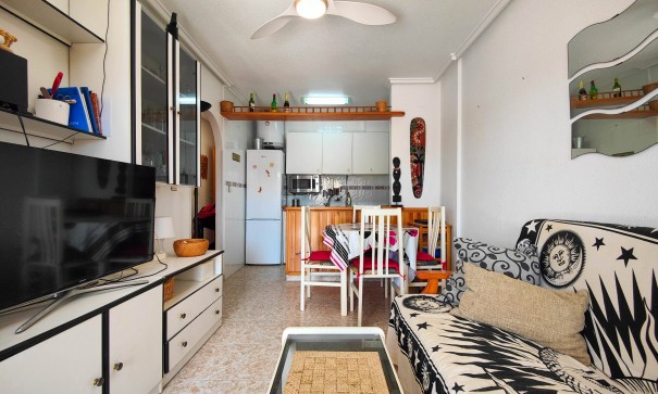 Revente - Appartement -
Torrevieja - torrevieja