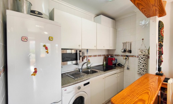 Revente - Appartement -
Torrevieja - torrevieja