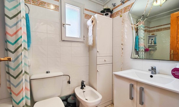 Revente - Appartement -
Torrevieja - torrevieja