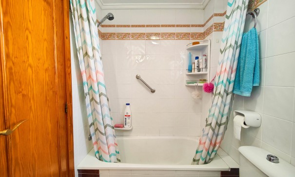 Revente - Appartement -
Torrevieja - torrevieja