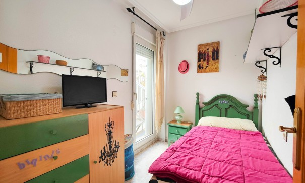 Revente - Appartement -
Torrevieja - torrevieja